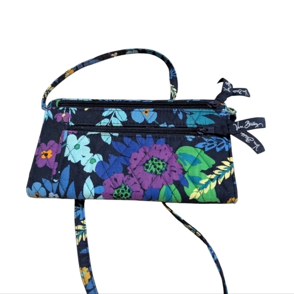 Vera Bradley Blue Floral Crossbody Trifold Clutch Preppy Classic